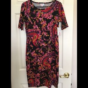 Gorgeous dress with beautiful colors